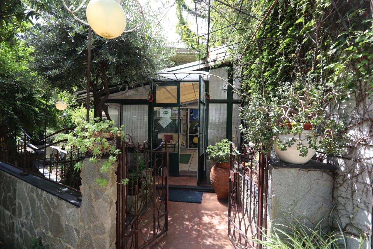 Villa Azzurra Genova Resort Exteriör bild